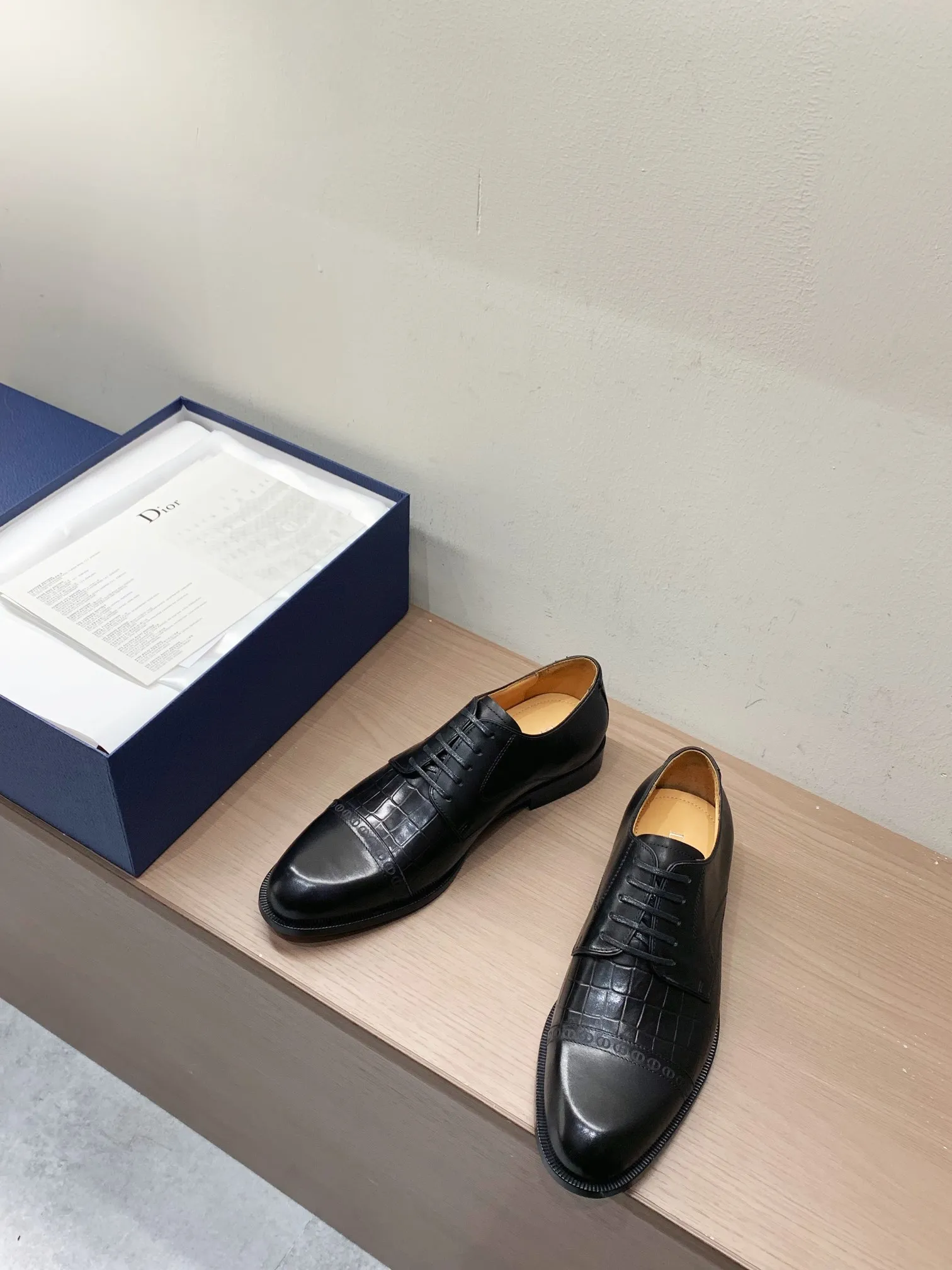 940💰 Dior high-end men's boutique casual leather shoes, imported cowhide upper, water-dyed cowhide lining, imported genuine leather outsole, perfect details, standard code 39-44 (38.45.46 customized, non-returnable and non-exchangeable),